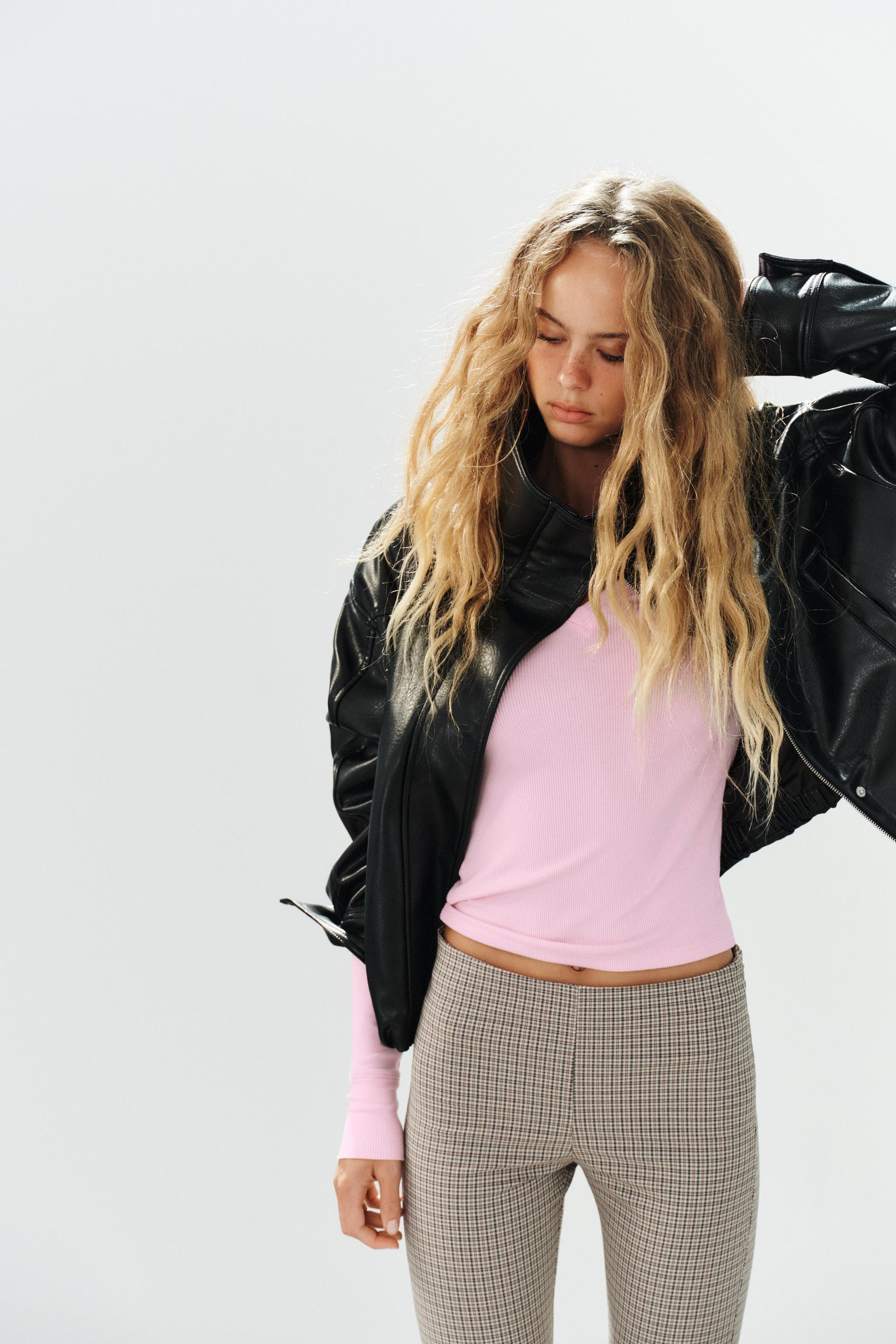 PANTALON CAPRI À CARREAUX
